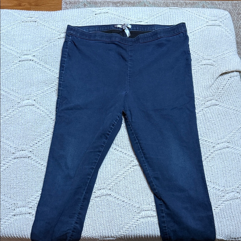 Jennifer Lopez Dark Blue Jeggings